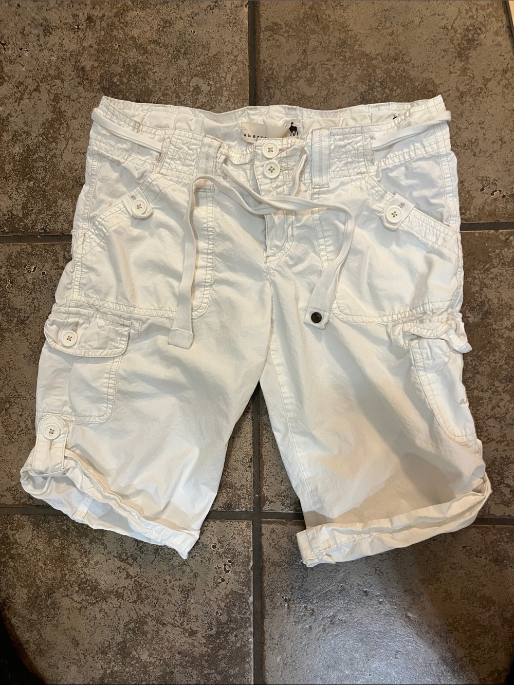 abercrombie kids White Cargo Shorts with Drawstring and Button Pockets Y2K
